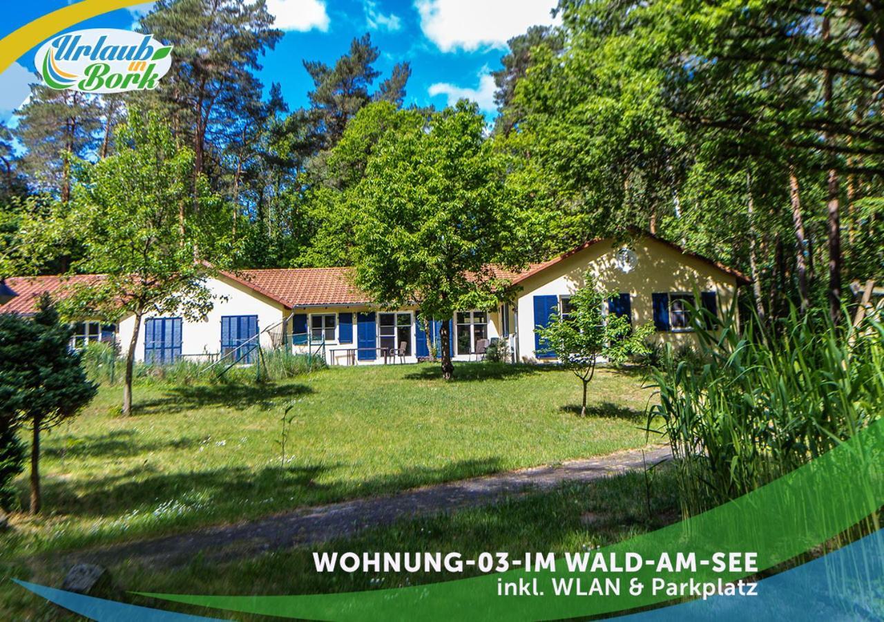 Jagd-Angler-Suite-03-Im-Wald-Am-See Kyritz Exteriér fotografie